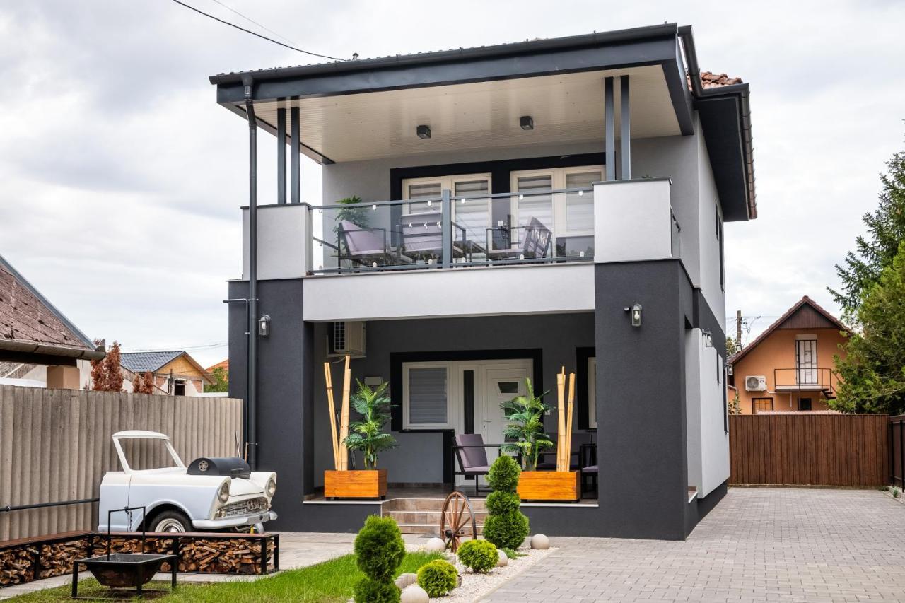 Reborn Lux Apartments Hajdúszoboszló Dış mekan fotoğraf