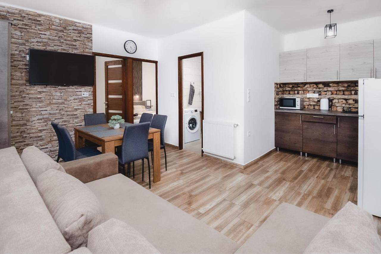 Reborn Lux Apartments Hajdúszoboszló Dış mekan fotoğraf